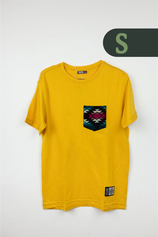 Camiseta Mostaza - Bolsillo Aguayo